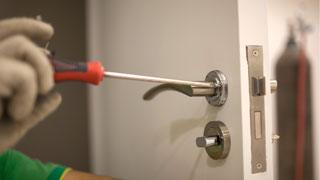 Commercial Locksmith at 92882 Corona, California